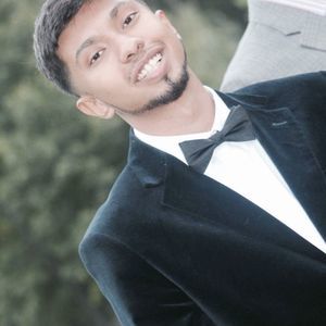 Meet your Posher, Adnan